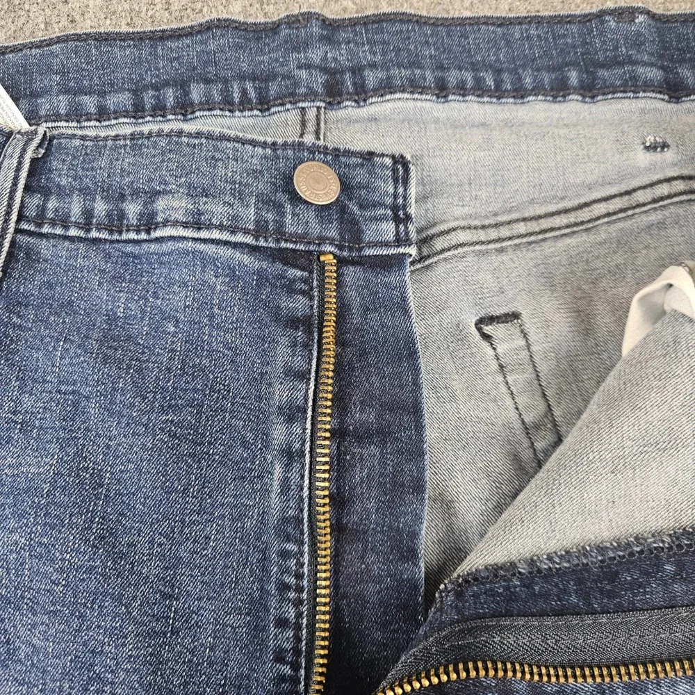 Levis Mens 541 Athletic Taper Medium Wash Blue Denim Jeans W42 L32 Stretch
